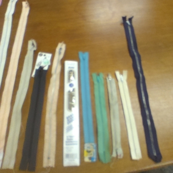 Lot of 20 Zippers Some Vintage Some New Old Stock Sewing Sew - Picture 4 of 6